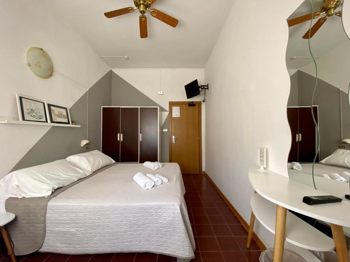 Mirna Hotel