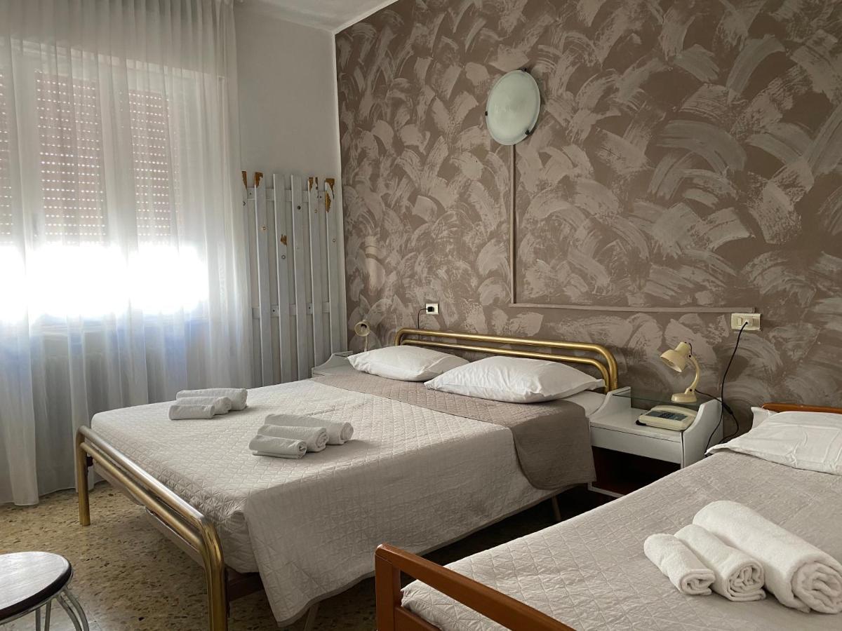 Mirna Hotel